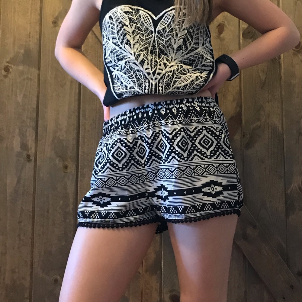Patterned shorts